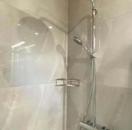 Six Blossoms ! Exanthia